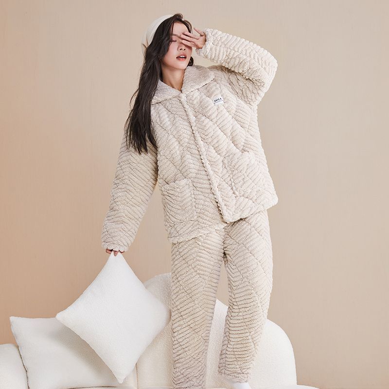 Pajamas women's three-layer thickened and cute winter can wear large-size warm padded loungewear