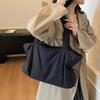 Large capacity bag women 2025 popular new tote bag nylon ins commuter student shoulder armpit bag women