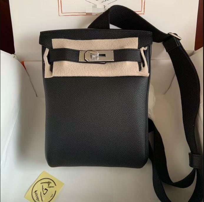 Bolsa Transversal Sense de Alta Qualidade com Camada Superior de Pele de Cordeiro para Mulheres Grande Capacidade Estilo Versátil Nova Chegada