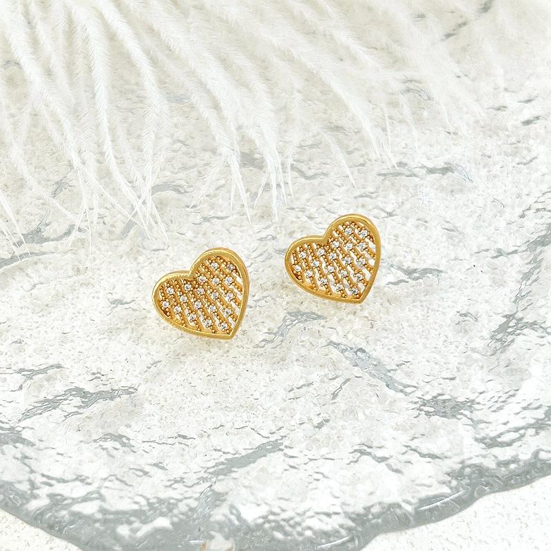 Creative Versatile Heart Earrings Stud Earrings