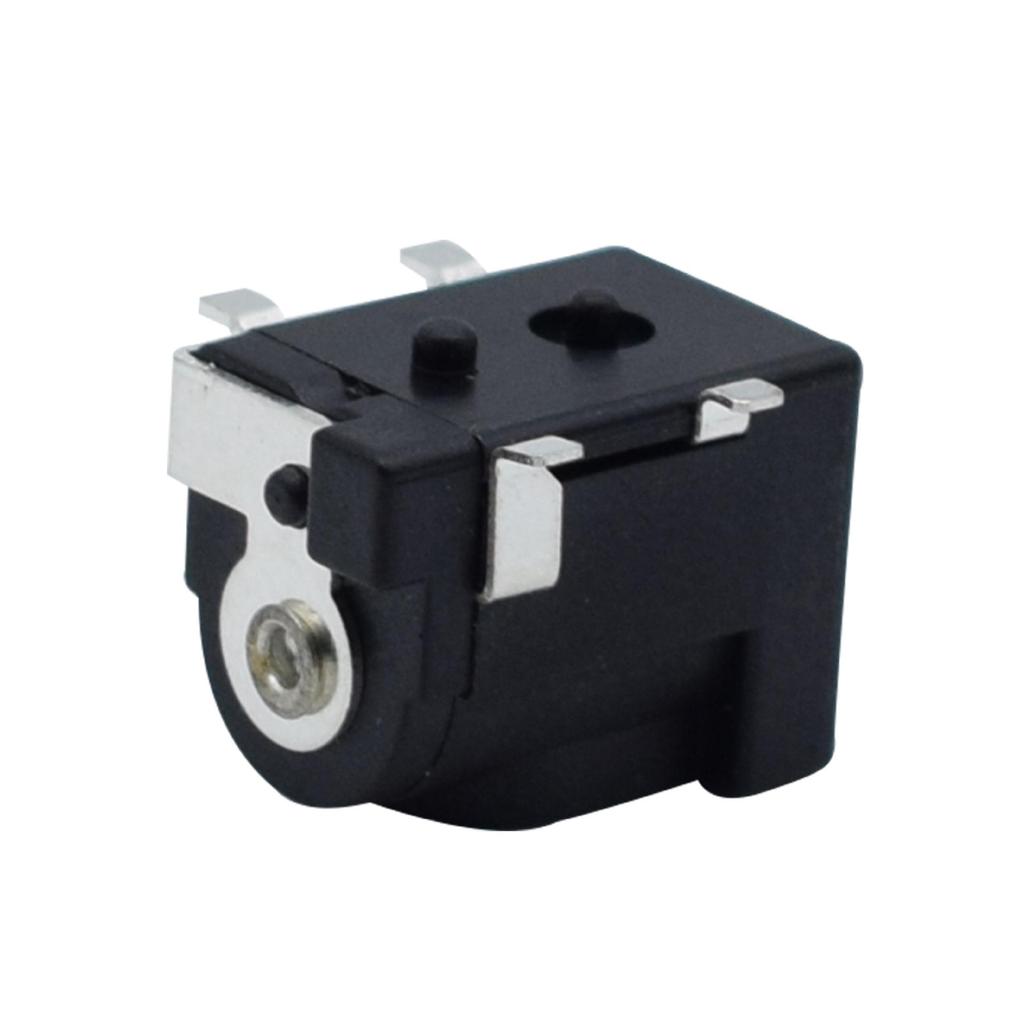 High-Current, High-Temperature Resistant DC050 Four-Pin Power Socket with Full Copper Female Connector