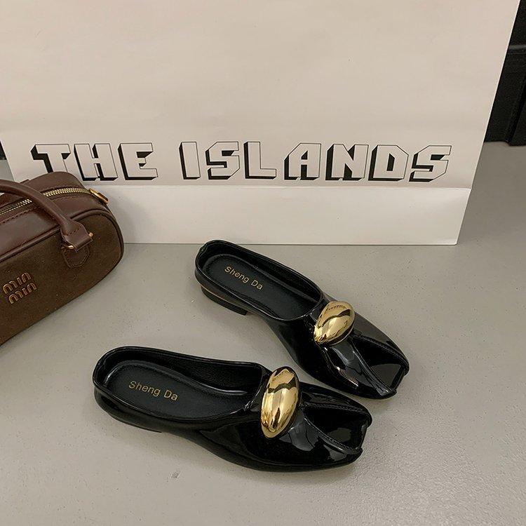 Women Mules Slippers Patent Leather Casual Cool Slippers Designer Metal Buckle Fish Mouth Slippers for Women Half Slides