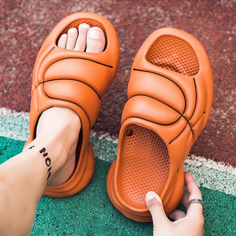 Neue Herren Hausschuhe EVA Plattform Massage Slipper Mode Design Sommer Stadtspaziergang Strand Freizeit Sandalen für Damen Heim Pantoletten