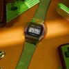 Casio Serie VINTAGE-quadrato retrò metallo piccolo quadrato orologio sportivo colore arcobaleno movimento al quarzo acciaio inossidabile cinturino in tessuto giapponese A1000PRW-1PRD