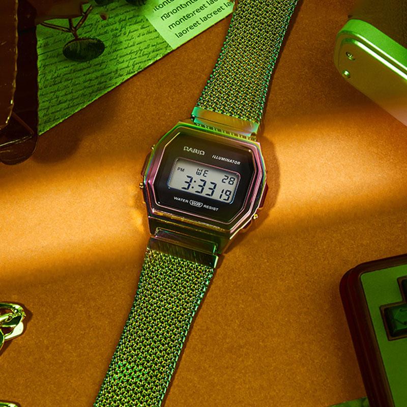Casio Serie VINTAGE-quadrato retrò metallo piccolo quadrato orologio sportivo colore arcobaleno movimento al quarzo acciaio inossidabile cinturino in tessuto giapponese A1000PRW-1PRD