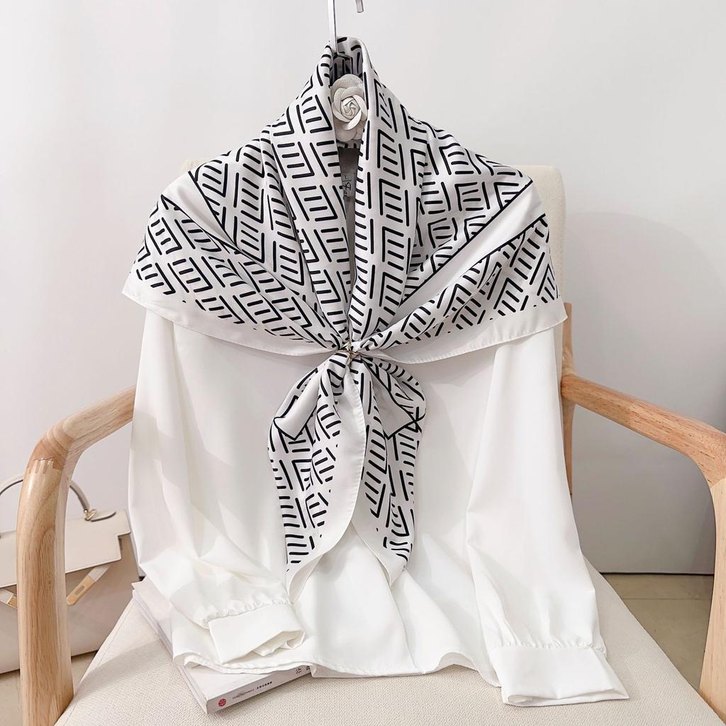 90CM Cztery pory roku kwadratowy duży kwadratowy szalik luksusowa dekoracyjna koszula profesjonalna chusta na głowę opaska do włosów chusta na głowę z filtrem przeciwsłonecznym