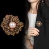 Retro Leaf Pearl Brooch Pin With Embedded Diamonds Elegant Fashionable Jewelry Accessory Pin Brooch