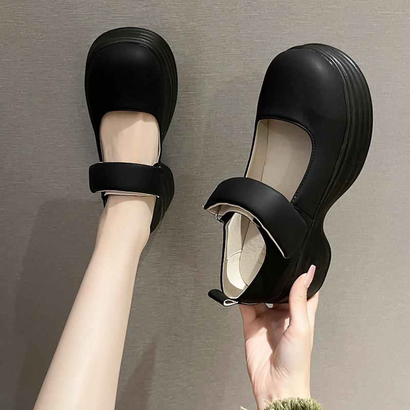 

Модные и минималистичные женские туфли Мэри Джейн 2024 года, осень, новые, толстые, внутренние, высокие, повседневные, маленькие кожаные туфли на каблуках 39 чёрный