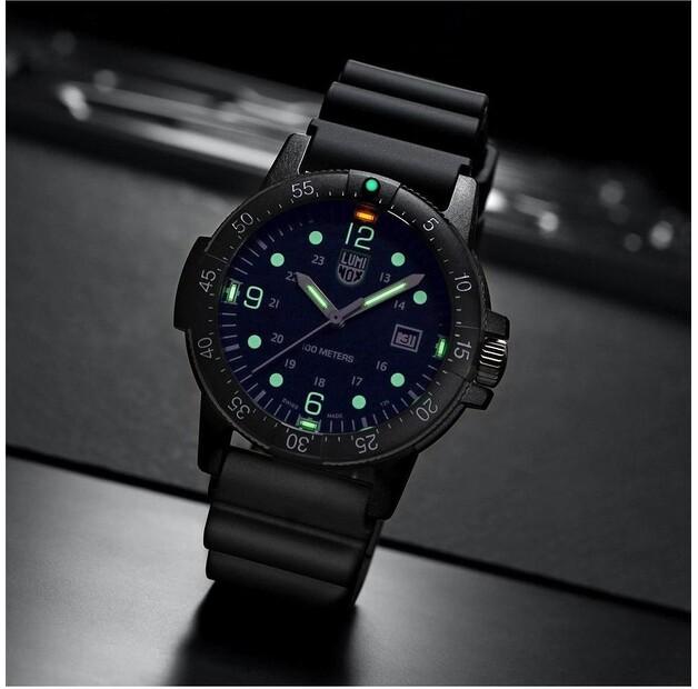 Часы Luminox X2.2003