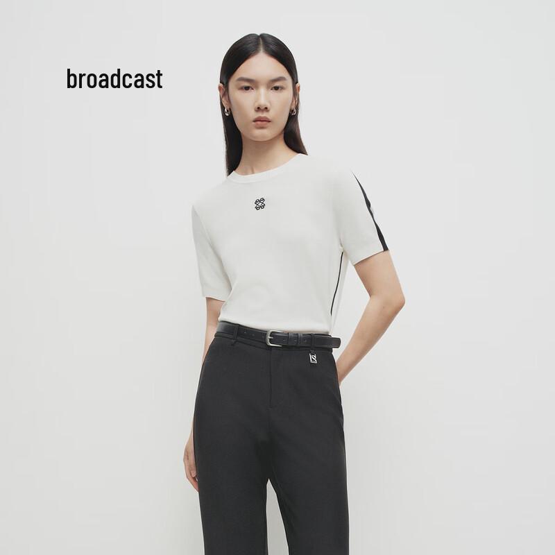 broadcast Women's Slim-Fit Round Neck Short Sleeve Knit Top
