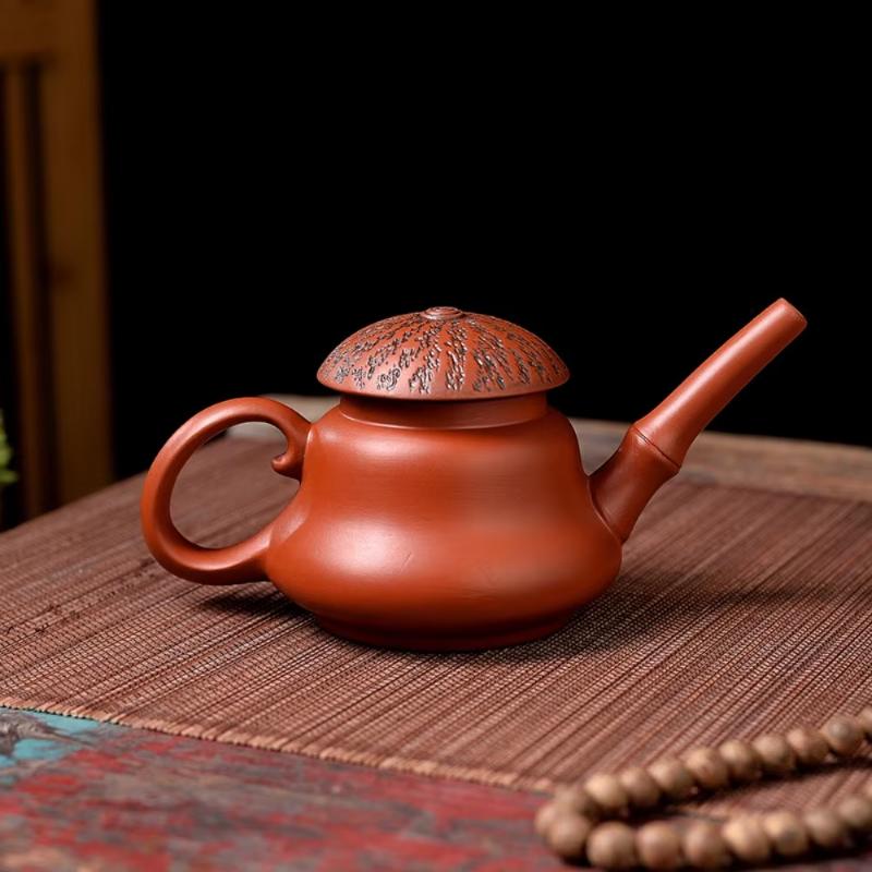 170ml Kung Fu Zisha Hand Playing Teapot Yixing Purple Clay Mini Pot Small Capacity Kettle Pure Teaware