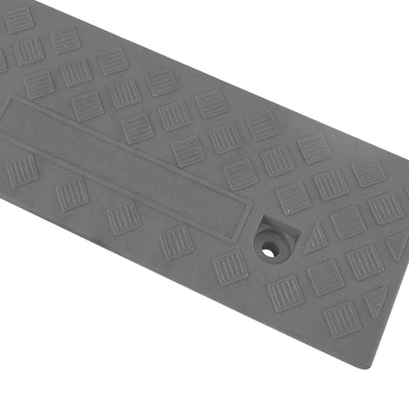 Rampe de trottoir en plastique Hauteur 13cm Seuil Rampe d'accès Raccordement libre Pente antidérapante Rampe Noire