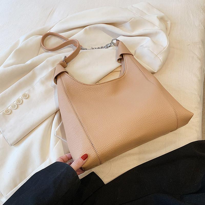 Fashionable Solid Color Female One Shoulder Bag Pu Leather Popular Textured Chains All-Matched Women Underarm Pack For Shopping
