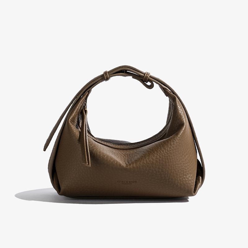 Large-capacity Crossbody Bag Fashionable and Casual Tote Bag Versatile and Exquisite Underarm Bag