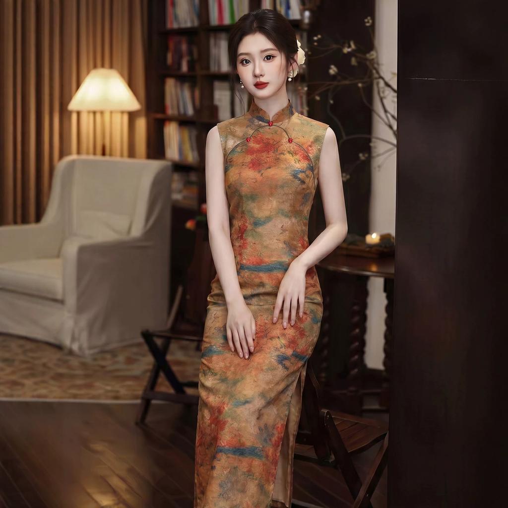 Retro new Chinese style smudge oil painting style old Shanghai improved sleeveless cheongsam 1 new jacquard young dress
