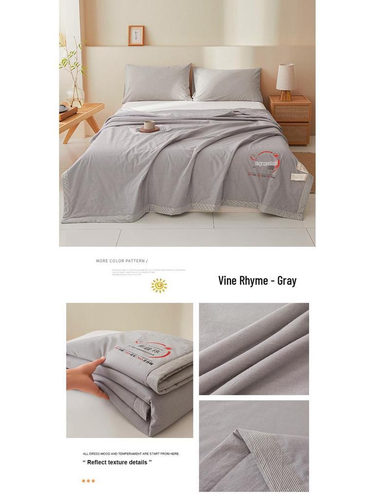 Machine-Washable Xinjiang Cotton Quilt for Summer, Spring, and Autumn