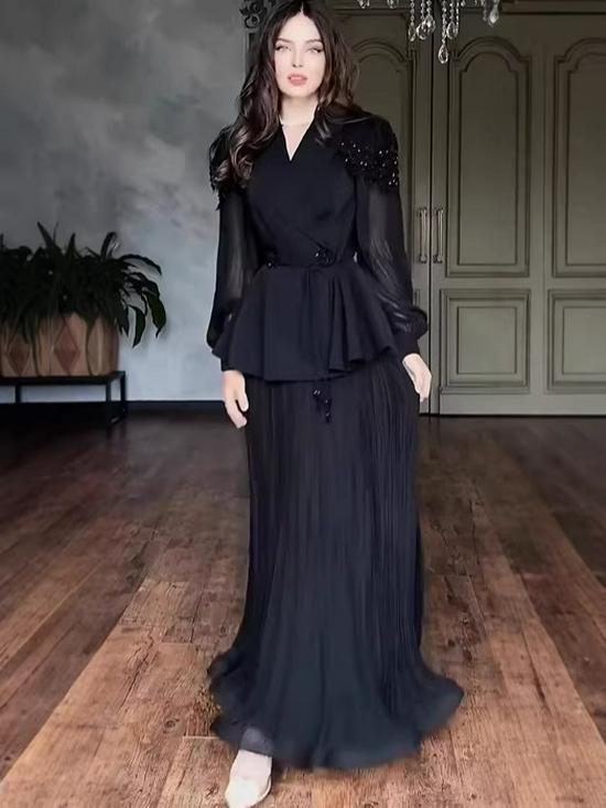 Robe de soirée élégante à col en V plissée Automne/Hiver 2026: Design Européen Long et Élégant
