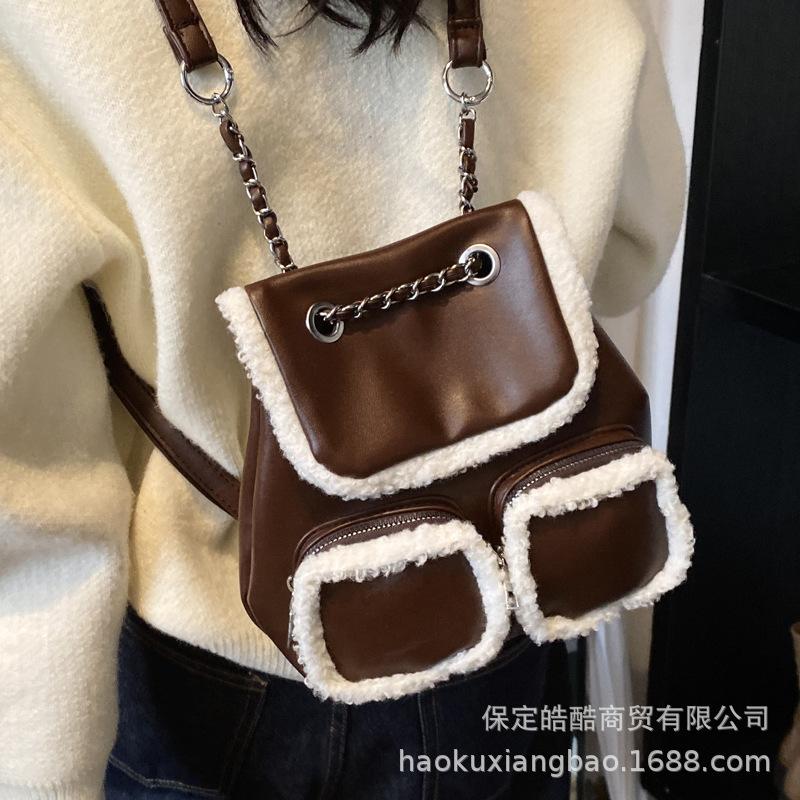 Premium Texture Backpack Women's 2025 New Fashion Retro Women's Bag College Bag Simple Commuter Travel Bag