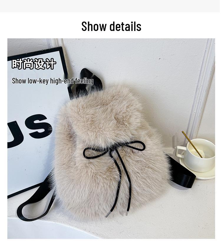 Cute Cartoon Plush Handbag: New 2020 Furry Shoulder Crossbody Bag for Autumn and Winter.