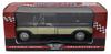 Motormax Maßstab 1/24 Custom 1979 Ford F-150 Pickup-Truck (Creme/Schwarz) [Importiert]