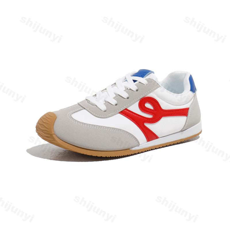 Fashion Comfortable Soft Sole Sneakers for Women Spring 2025 New Print Cross Tied Casual Shoes Non Slip Sewing Woman Vulcanize Shoes