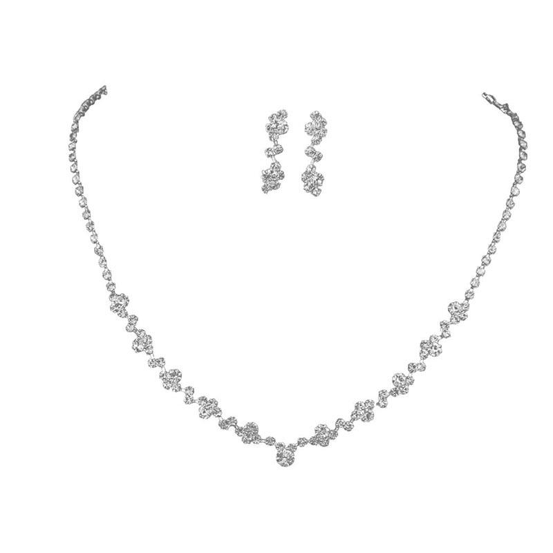 Elegant Bridal Necklace and Earring Set: Fashionable and Versatile Jewelry