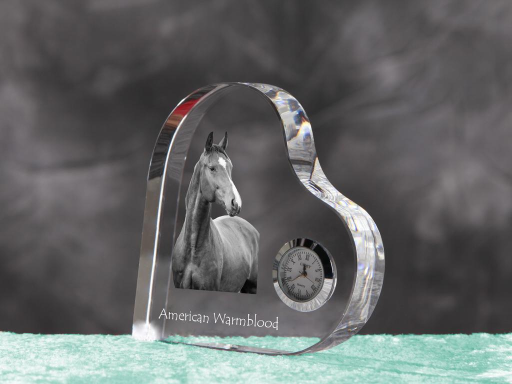 American Warmblood – Crystal clock with a picture of a horse, heart-shaped shelf clock | Art-Dog