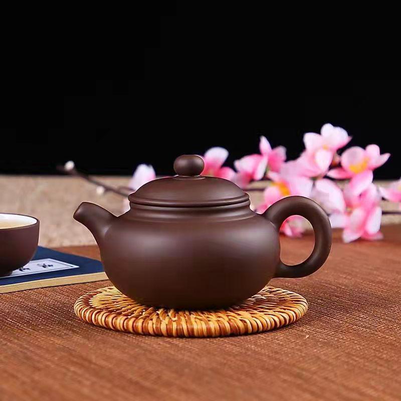 Yixing Handmade Large Capacity Purple Clay Teapot and Teacup Set for Kung Fu Tea Brewing