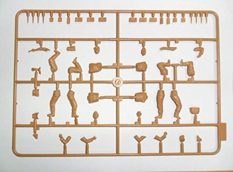 ICM French Panhard Armored Vehicle with Armored Vehicle Crew Plastic Model 35381 1/35 AMD-35 (178)