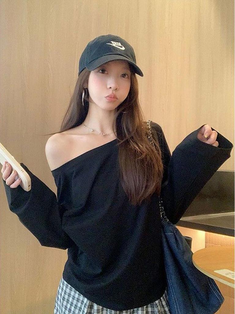 One-Shoulder Long-Sleeve Women's T-Shirt - Pure Desire, Spring/Summer/Fall 2026, Loose Fit Base Layer