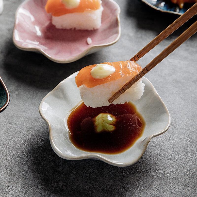 Keramik-Dip-Schale im japanischen Stil mit Muschelkante