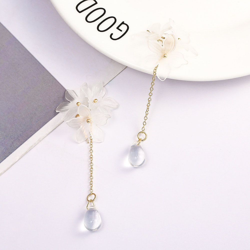 White Women Transparent Crystal Small Fashion Daisy Dangle Ear Studs Drop Earrings Eardrop Jewelry