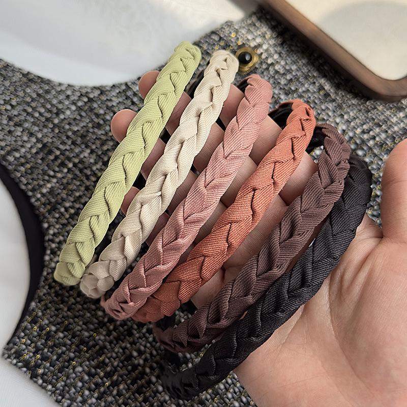 High-End Non-Slip Twisted Hair Headband for Women – Perfect for Washing Face, 2025