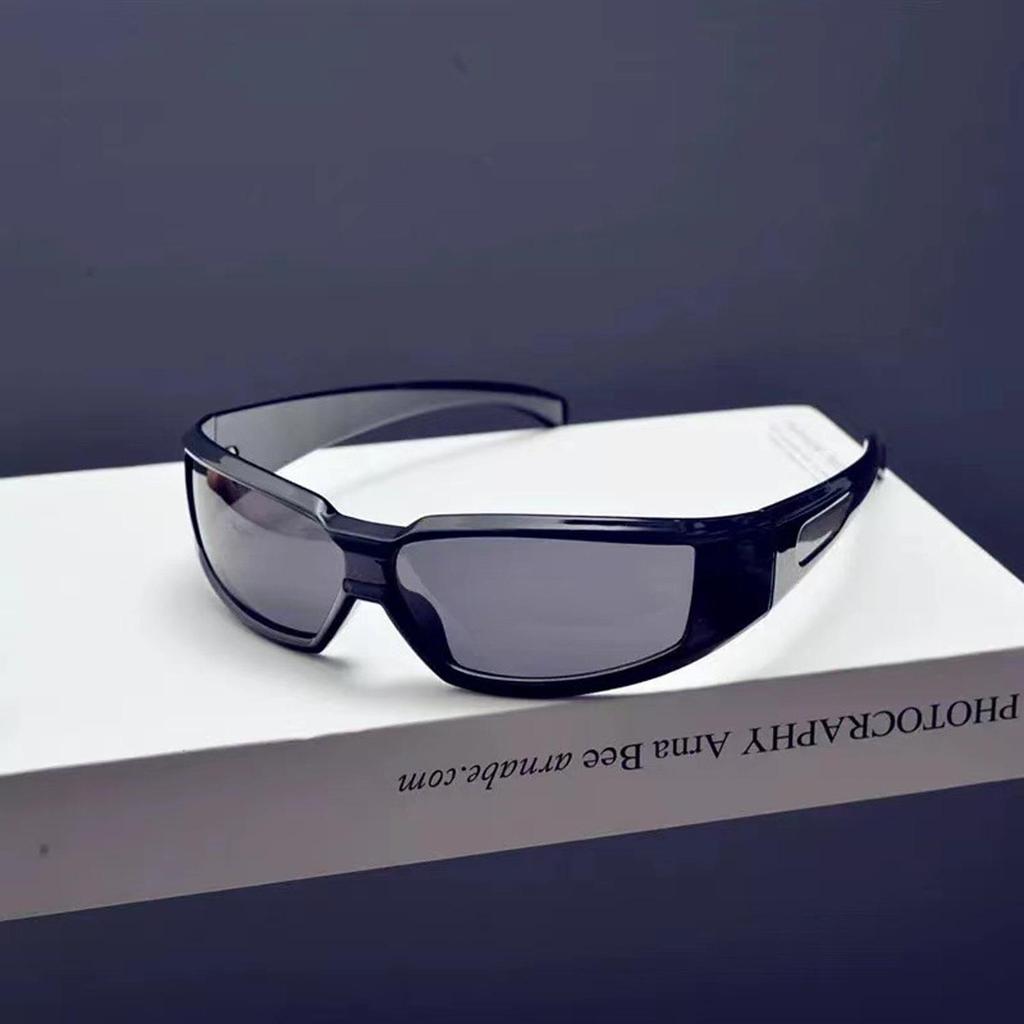 Y2K Wraparound Sunglasses for Women Men, Futuristic Rectangle Shield Glasses, Retro Cyber Fashion Eyewear