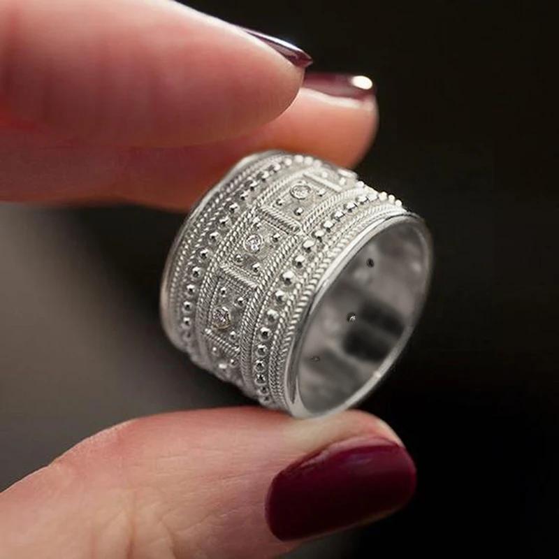 Luxury Brilliant Rings for Women Gold Color Opulent Accessories with Shiny Cubic Zirconia Chic Wedding Bridal Jewelry Hot