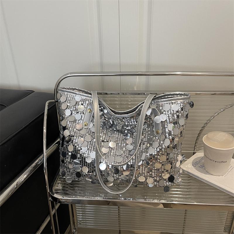Fashion sequined bag women's 2025 new niche trend bucket shoulder bag commuter versatile large-capacity tote bag