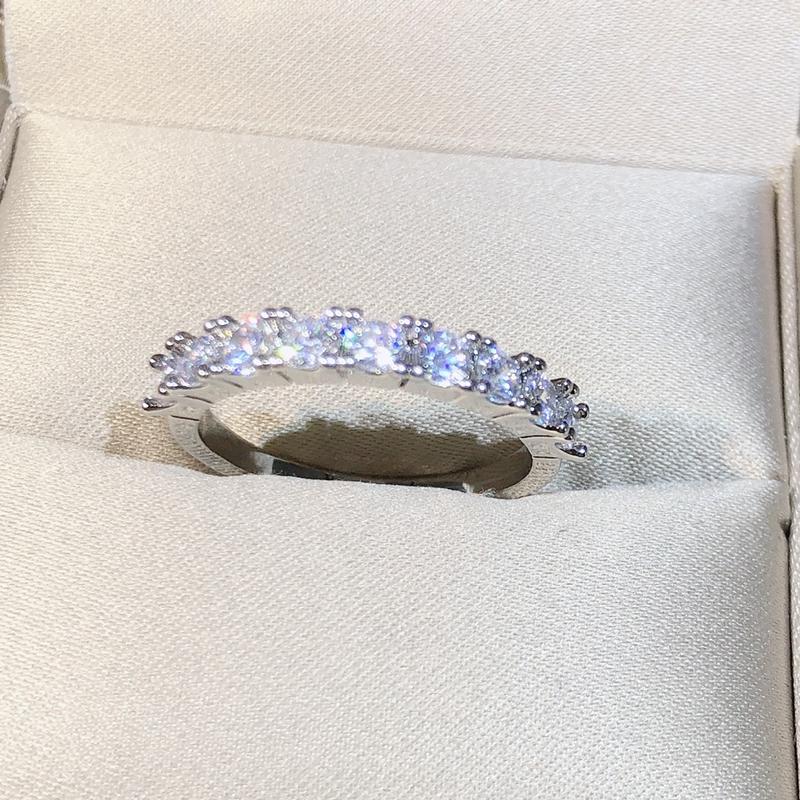 Luxury Sparkly white Zircon Ring For Women Engagement Wedding Shiny Ring Party Jewelry Fashion Female