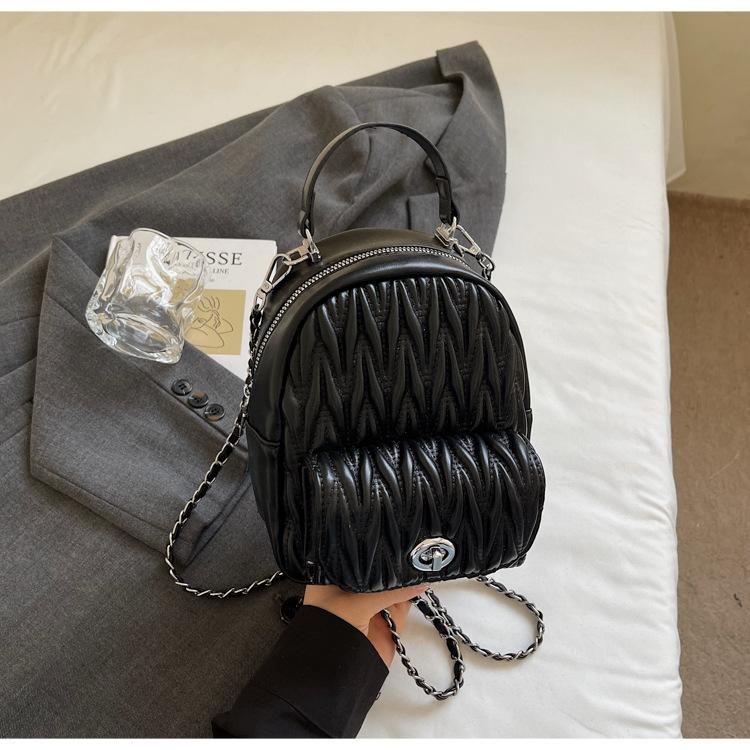 

Rhombus chain backpack women s fashion niche sense leisure street trend high value travel backpack чорний