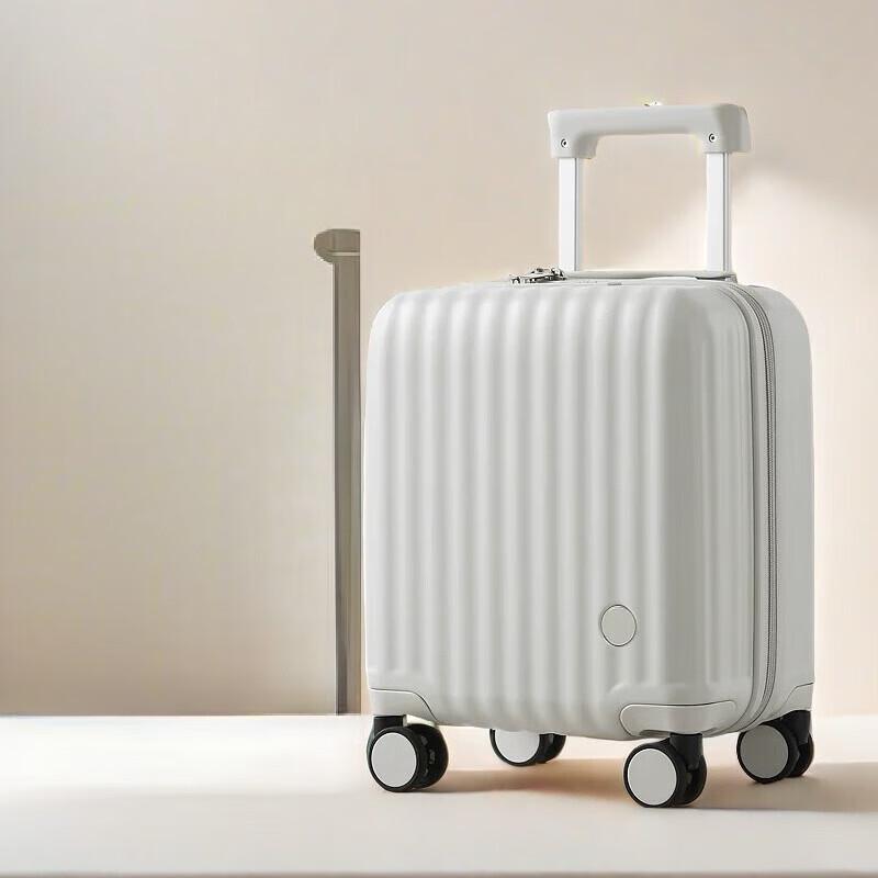 

OEING Children s Carry-on Luggage