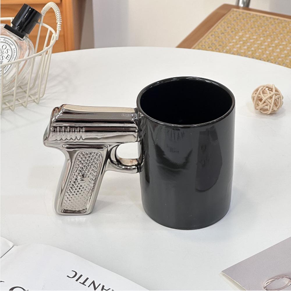 Creative ceramic cup gold silver pistol cup gun handle mug personalized water cup coffee cup 3D modeling cup color glaze cup