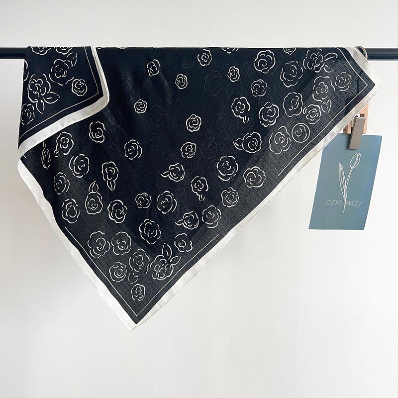 Korean version of simple rose light and ripe style temperament small square scarf silk scarf autumn and winter atmosphere retro herringbone