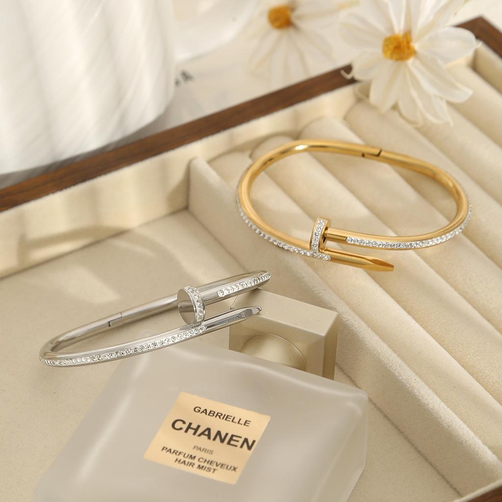 Luxury Vintage Titanium Steel Stainless Steel Women's Gold Bangles Wristwear Trendy Charm Jewelry Decoration Holiday Gifts