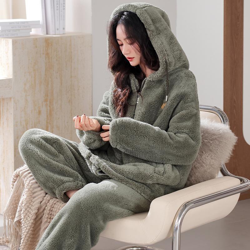 Pajamas Women'S Winter Coral Fleece Thickened Fleece Warm Autumn And Winter Flannel Can Be Worn Outside Hooded Winter Loungewear