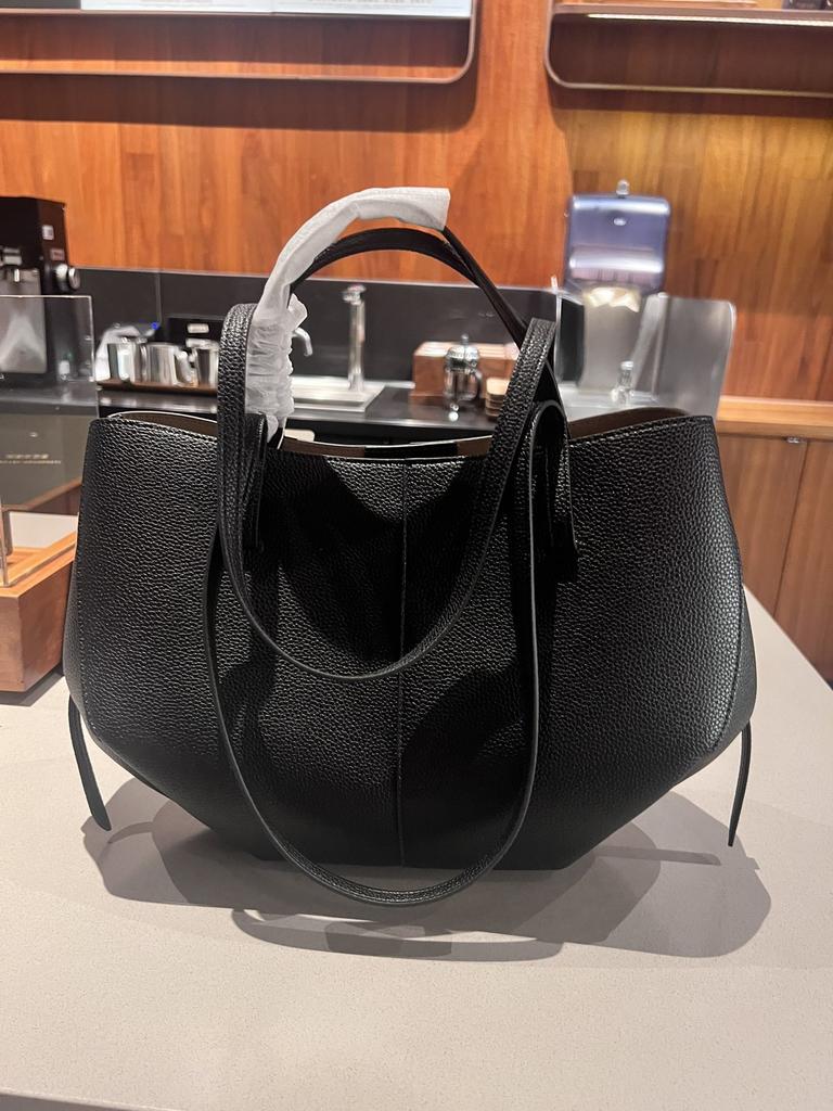 Niche Ontwerp Polene Wing Bag Echt Leer Retro Onderarm Draagbaar Kind Grote Capaciteit Tote Vrouwelijk