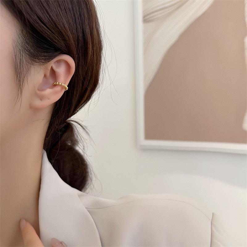 Retro Geometric Titanium Steel Ear Cuff: No Piercing, Layered Metal Texture