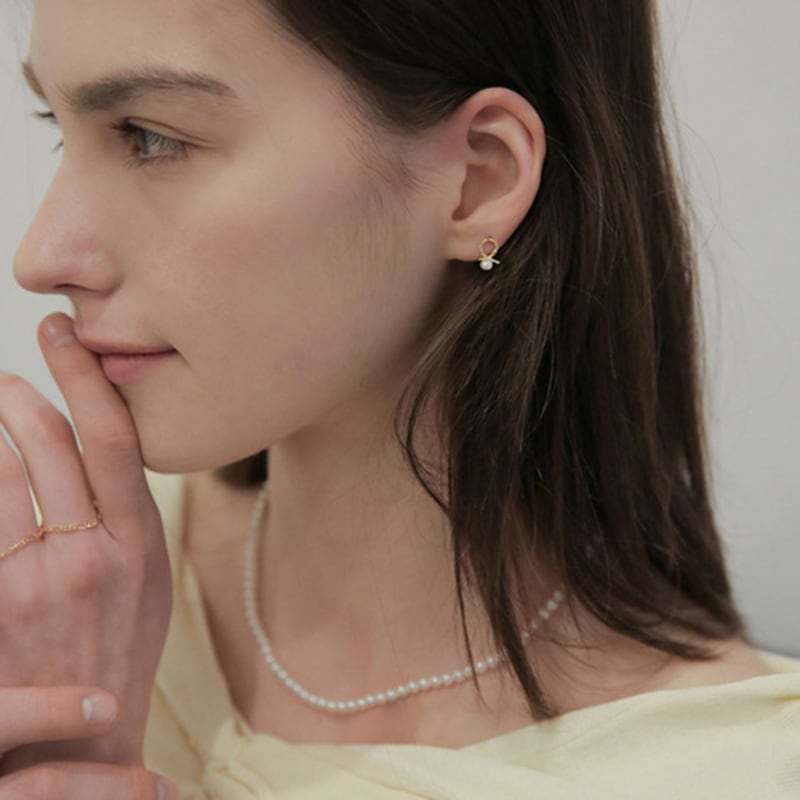 Modernlike 14k Gold-filled Silver Cast Line Freshwater Pearl Earrings