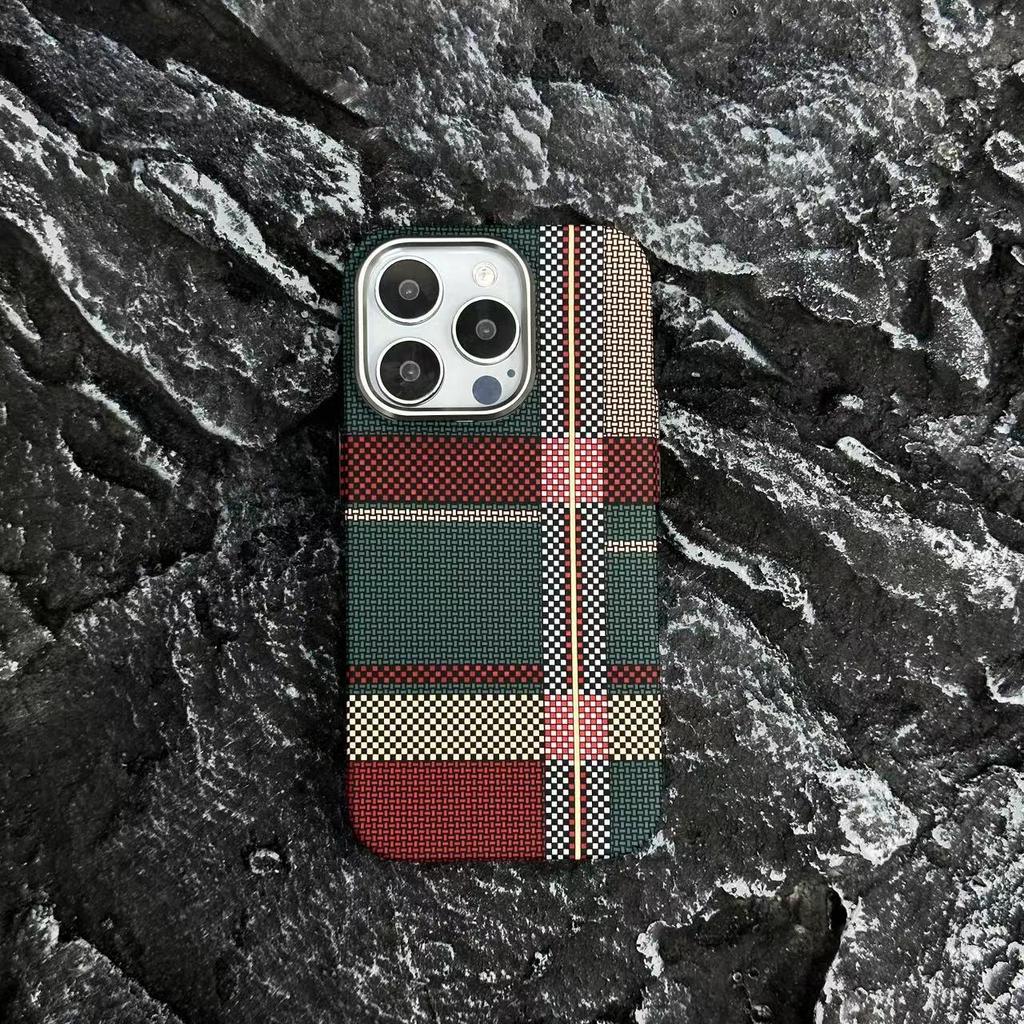 Capa de Celular iPhone 16 com Relevo Apple 15 ProMax Capa Protetora Tudo Incluído 13