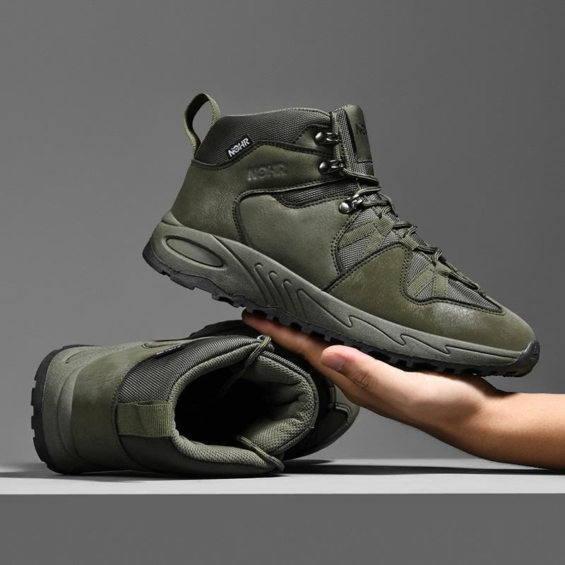 Outdoor large size mountaineering sports shoes autumn and winter new high-top shoes non-slip and wear-resistant mountaineering men's travel hiking