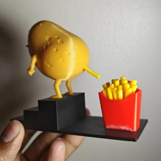 Pooping Potato Figurine 3D Printed Potato Become French Fries Ornament Desktop Potato And Fries Decoration Prank Gift for Fries Lovers