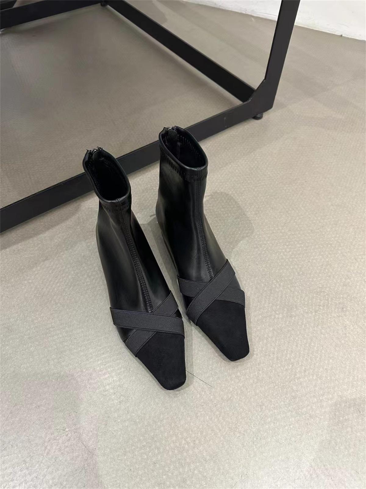 

Нишевый дизайн, комбинированные короткие ботинки, осень-зима 2024, новые модные ботинки с квадратным носком и внутренней платформой, в стиле ретро, модные тонкие ботинки 35 чёрный